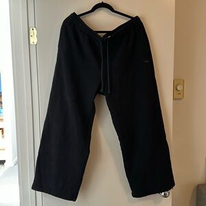 aritzia TNA sweatfleece cozy fleece boyfriend fit